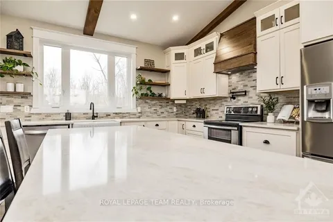 691 RIDEAU RIVER Rd, Montague, ON K0G 1N0