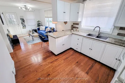 117 Harmony Ave, Hamilton, ON L8H 4Y2