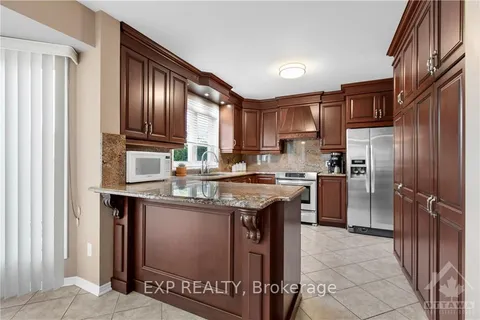 1839 CARRIGAN Dr, Orleans - Cumberland and Area, ON K4A 2V4