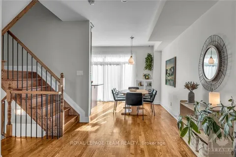 1131 ROCKINGHAM Ave, Billings Bridge - Riverside Park and Area, ON K1H 8A4