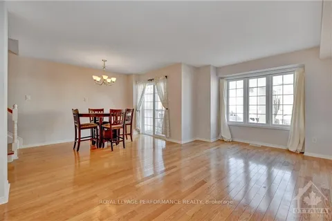 136 FORDHAM, Carlington - Central Park, ON K2C 4G5