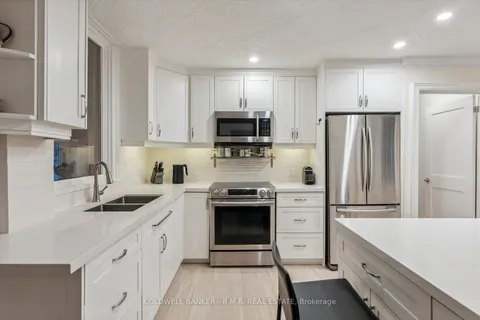 429 George St, Cobourg, ON K9A 3M7