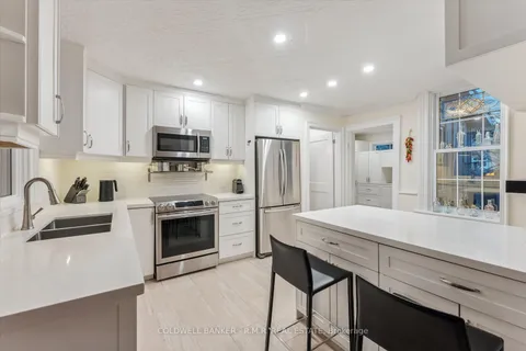 429 George St, Cobourg, ON K9A 3M7