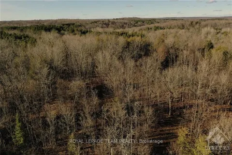 218 BATHURST Line, Lanark Highlands, ON K0G 1M0