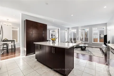 186 SOUTHBRIDGE St, Blossom Park - Airport and Area, ON K4M 0B7