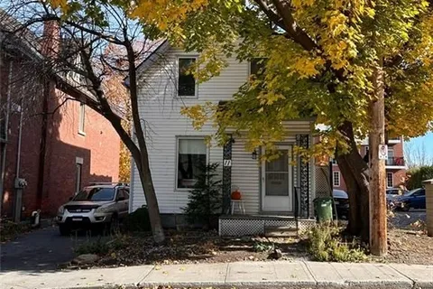 11 MELROSE Ave, West Centre Town, ON K1Y 1T8