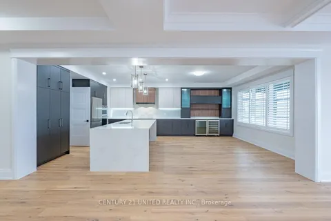 82 York Dr, Peterborough, ON K9K 0H7