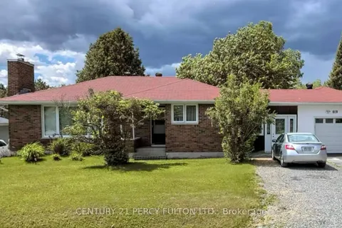 37 Birch Crescent, Temagami, ON P0H 2H0