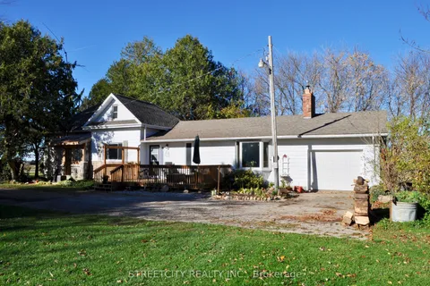 6906 Wisbeach Road, Warwick, ON N0M 1B0