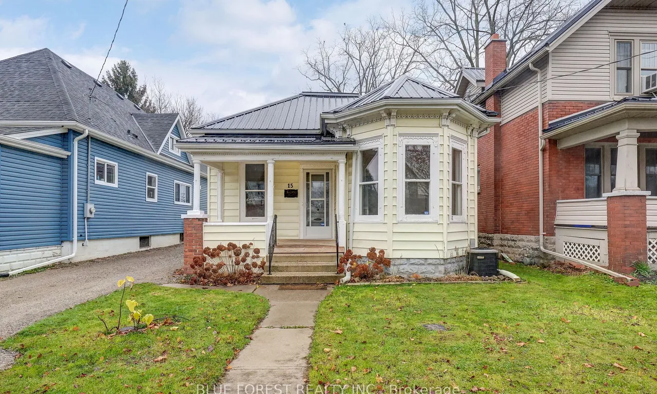 15 Alma St, St. Thomas, ON N5P 3A7