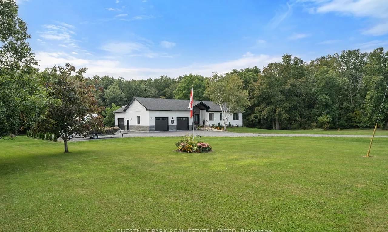 313 Gilead Rd, Prince Edward County, ON K0K 1G0