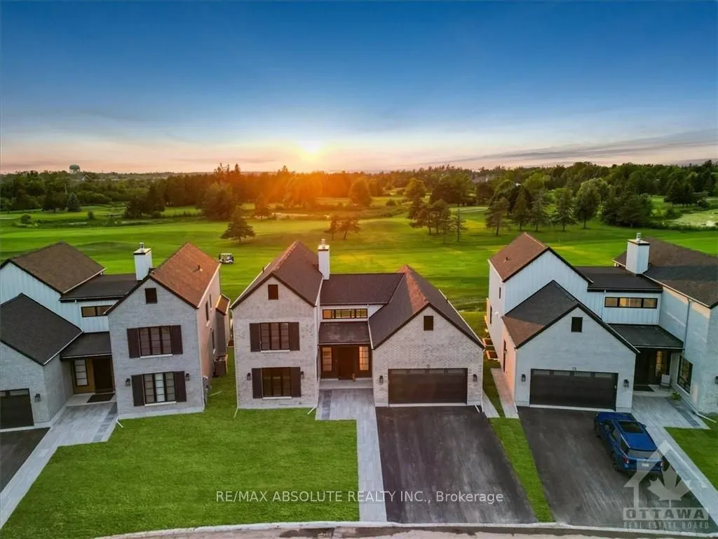 15 TRAILWAY Circ, Stittsville - Munster - Richmond, ON K2S 1B9