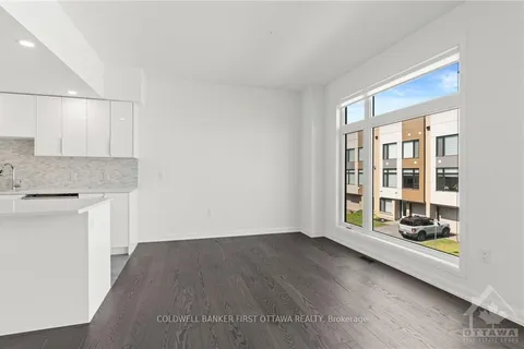 80 CHERRY BLOSSOM, Parkway Park - Queensway Terrace S and Area, ON K2H 0C4