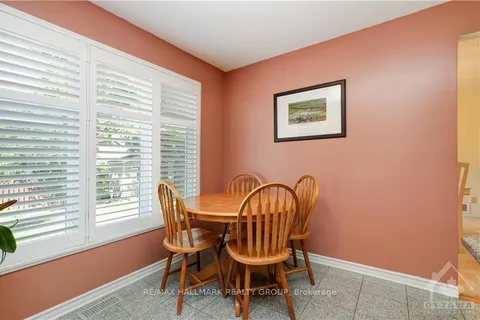 5989 MEADOWGLEN Dr, Orleans - Convent Glen and Area, ON K1C 5W5