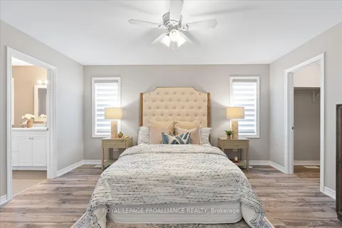 27 Cortland Way, Brighton, ON K0K 1H0