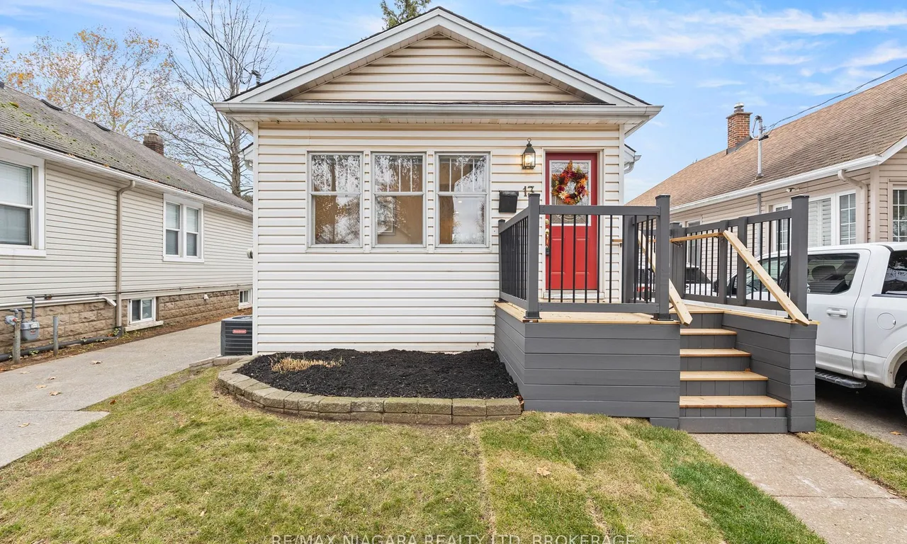 13 Linden St, St. Catharines, ON L2R 1H4