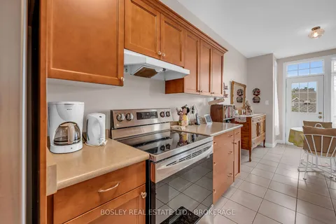 6309 Pinestone Rd, Niagara Falls, ON L2J 4L1