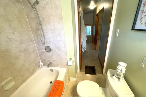 528 Howden St, Peterborough, ON K9J 4B5