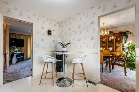 39 San Francisco Ave, Hamilton, ON L9C 5N8