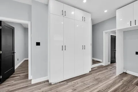 16 Webling Street, Brantford, ON N3S 2S7