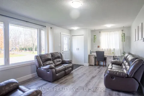 4539 Shamrock St, Enniskillen, ON N0N 1N0