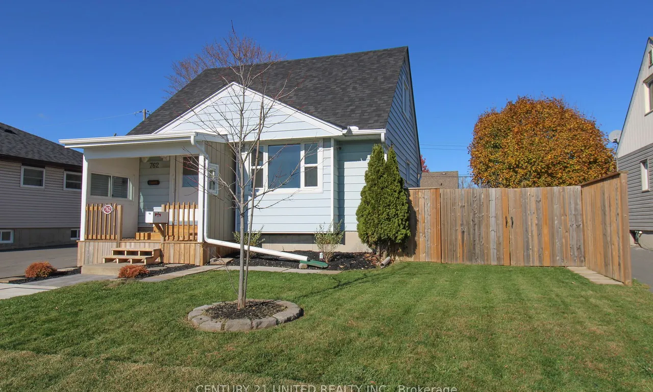 762 Gillespie Ave, Peterborough, ON K9J 4B7