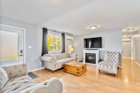 33 Keel St, Fort Erie, ON L2A 1C4