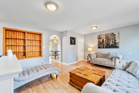 33 Keel St, Fort Erie, ON L2A 1C4