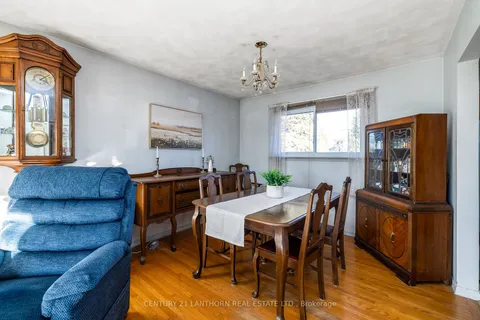 572 Whites Rd, Quinte West, ON K8V 5P8