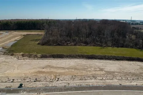 811 GATESTONE Rd, London, ON N6M 1C1