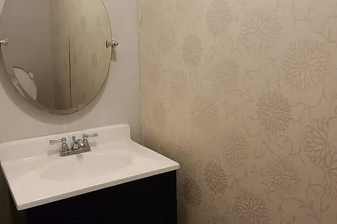 312 Activa Ave, Kitchener, ON N2E 3V1