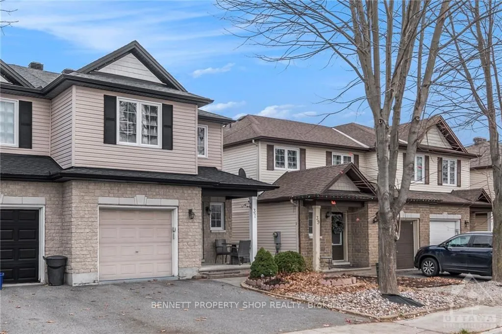 37 CRESTHAVEN Dr, Barrhaven, ON K2G 6T8