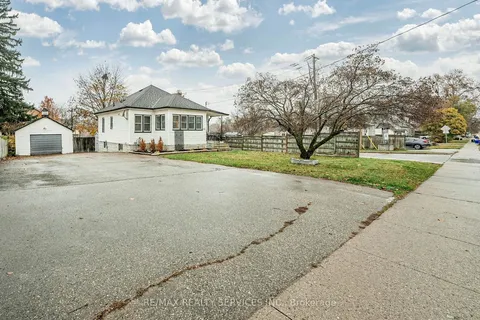 72 Elgin St, Cambridge, ON N1R 5G5