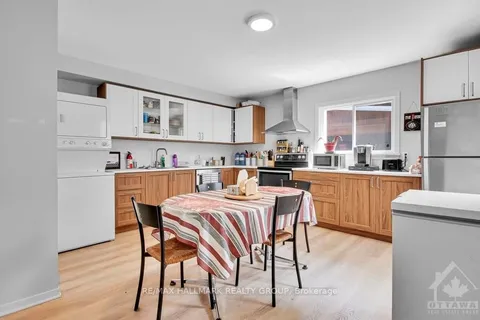 83 ELGIN St, Mississippi Mills, ON K0A 1A0