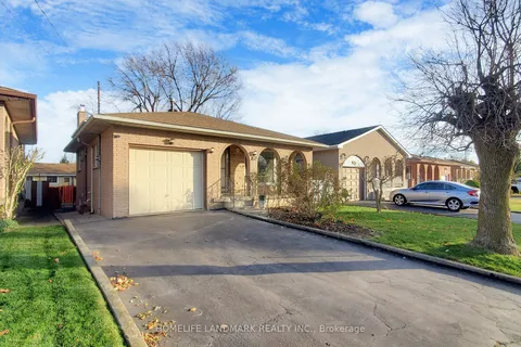 552 Queen Victoria Dr, Hamilton, ON L8W 1W9