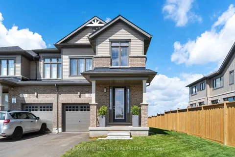 28 Freedom Cres, Hamilton, ON L0R 1W0