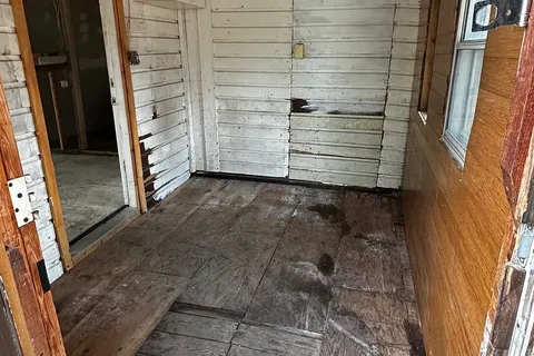 1004 Fern Rd, Gravenhurst, ON P0E 1G0