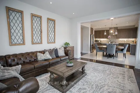 22 Wilmot Rd, Brantford, ON N3T 0K8
