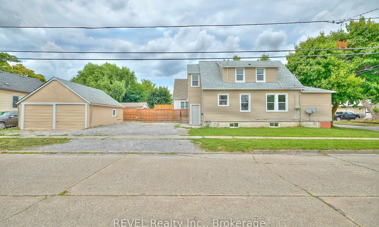 43 COSBY Ave, St. Catharines, ON L2M 5R7