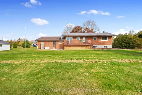 223 Lakeshore Rd, Brighton, ON K0K 1H0