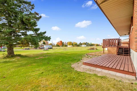 223 Lakeshore Rd, Brighton, ON K0K 1H0