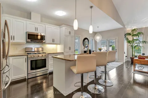 35 VIKING Lane, Norfolk, ON N0A 1N3