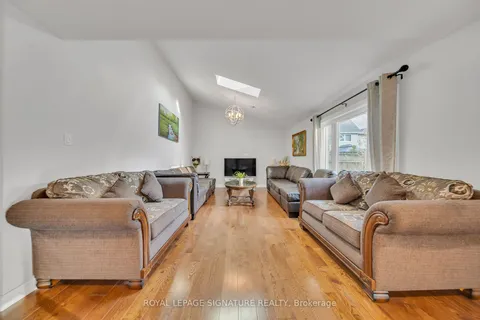 219 Elmira Rd, Guelph, ON N1K 1R1