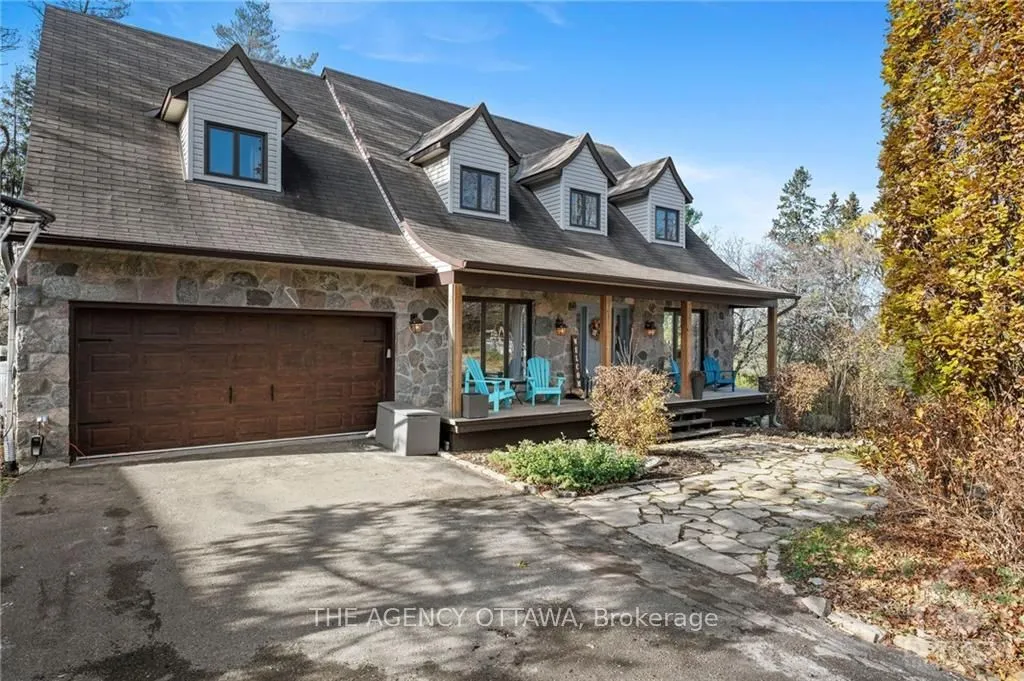 1316 GRAND CHENE Crt, Orleans - Cumberland and Area, ON K4A 3P1