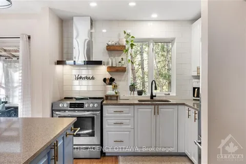 1316 GRAND CHENE Crt, Orleans - Cumberland and Area, ON K4A 3P1