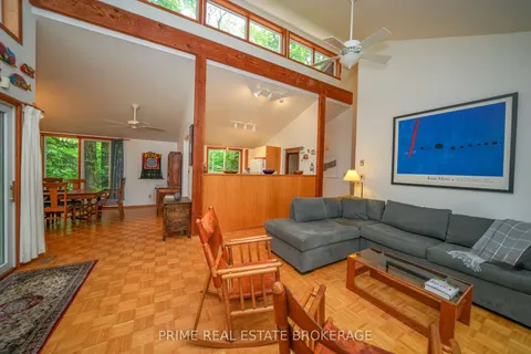 9919 Pinery Lane, Lambton Shores, ON N0M 1T0