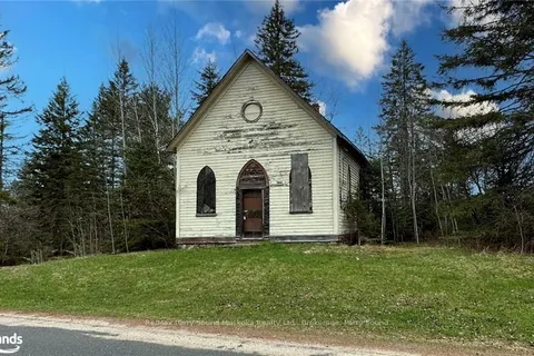 1 AHMIC Street, Magnetawan, ON P0A 1A0