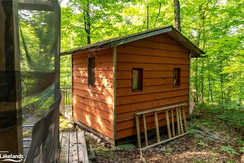 1106 DELIA Rd, Bracebridge, ON P0B 1L0