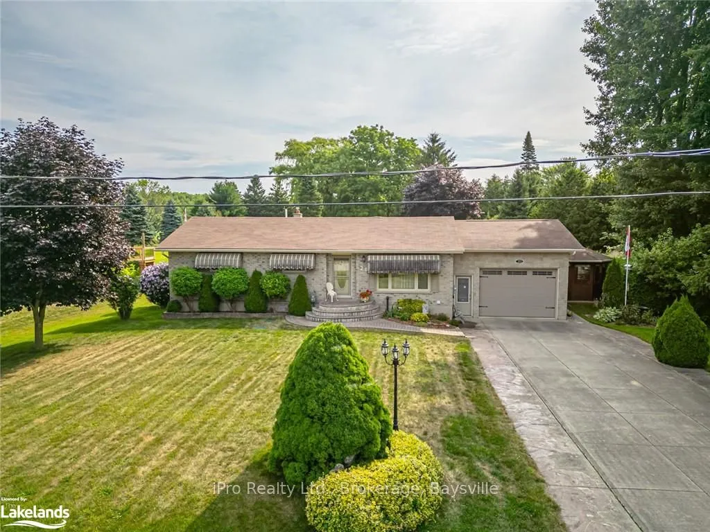 20 GARDINER St, Meaford, ON N4L 1K9