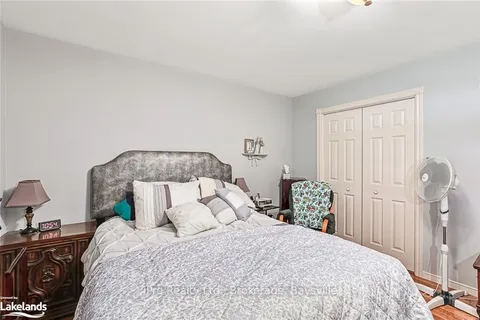 20 GARDINER St, Meaford, ON N4L 1K9